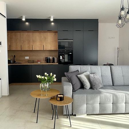 Urban Apartments Premium, Opolska 10 No 77A, Free Garage, Self Check-In คาโตวีตเซ ภายนอก รูปภาพ