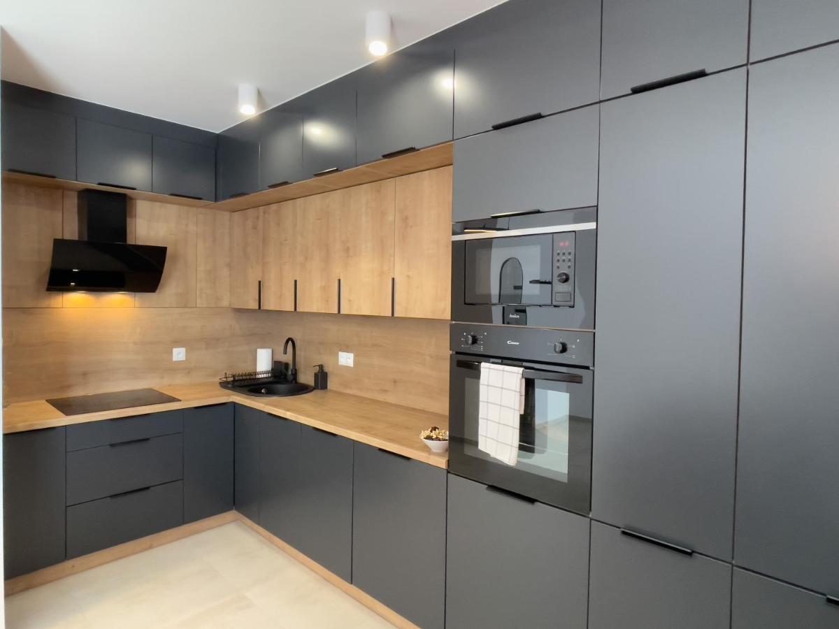 Urban Apartments Premium, Opolska 10 No 77A, Free Garage, Self Check-In คาโตวีตเซ ภายนอก รูปภาพ