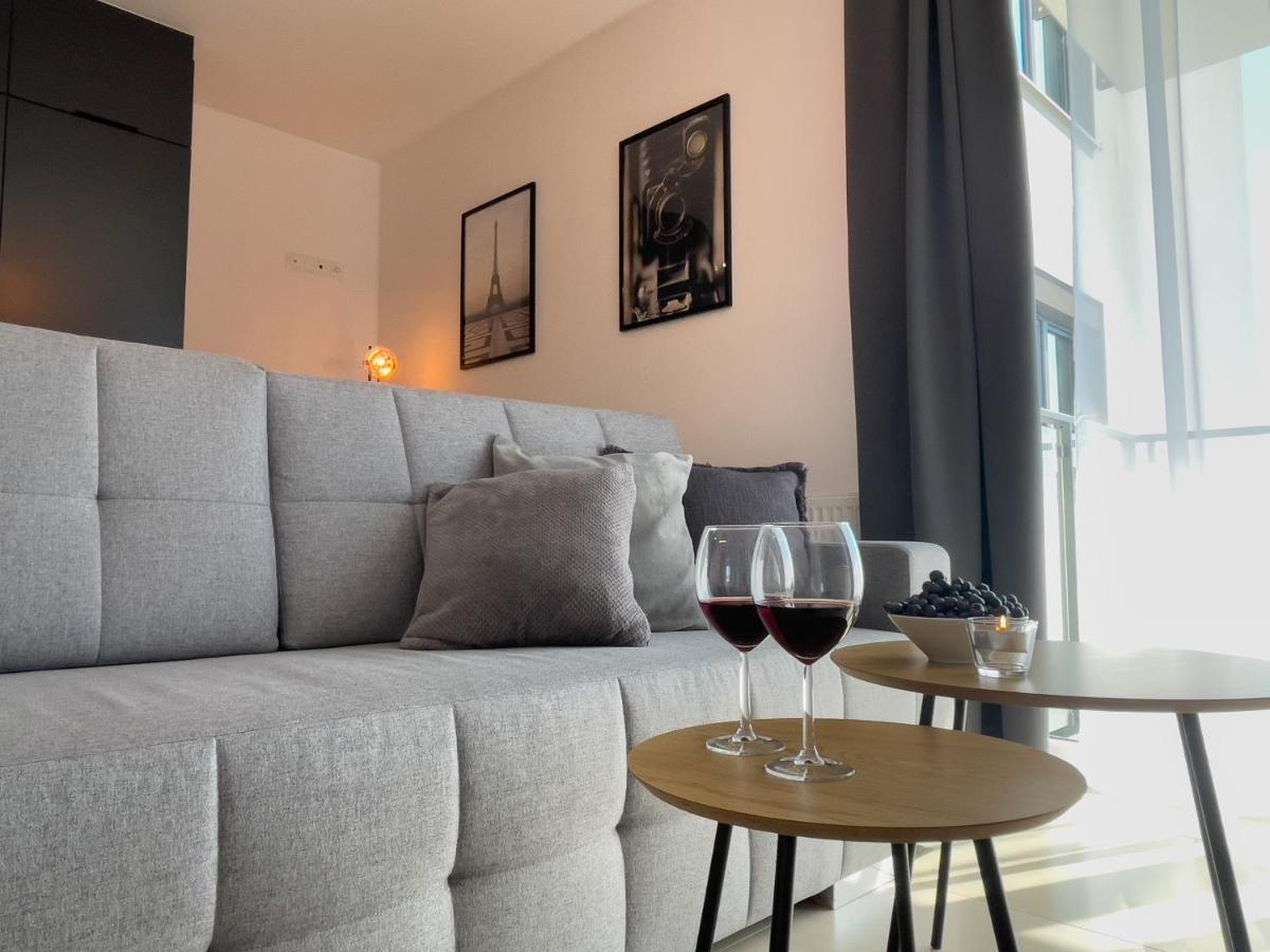 Urban Apartments Premium, Opolska 10 No 77A, Free Garage, Self Check-In คาโตวีตเซ ภายนอก รูปภาพ